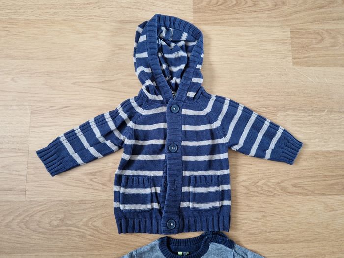 Lot 3 pulls 6 mois - photo numéro 2