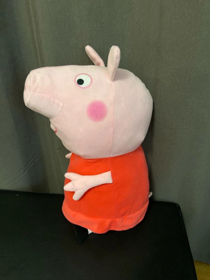 Peluche peppapig - photo numéro 2