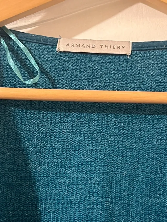 Pull Armand Thiery super tendance - taille M - photo numéro 3