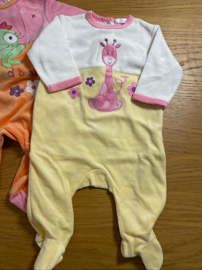 Kitchoun Lot de 3 Pyjamas Grenouillère Taille 6 mois - photo numéro 3