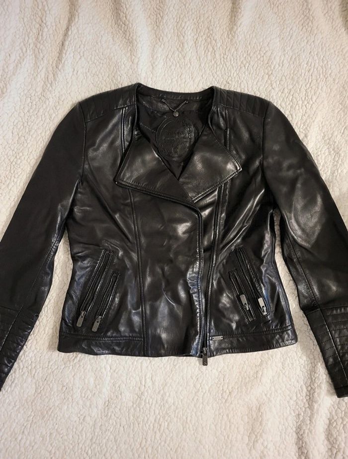Veste en cuir de mouton noir ! - photo numéro 3
