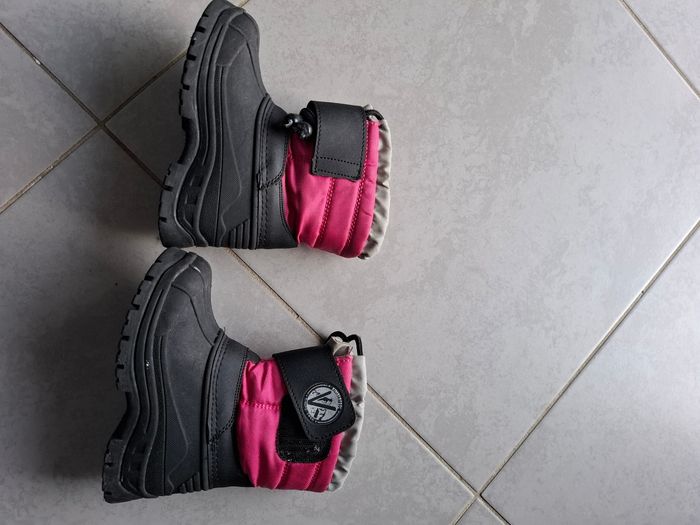 Botte fourrees apres ski 25 26 tbe - photo numéro 3