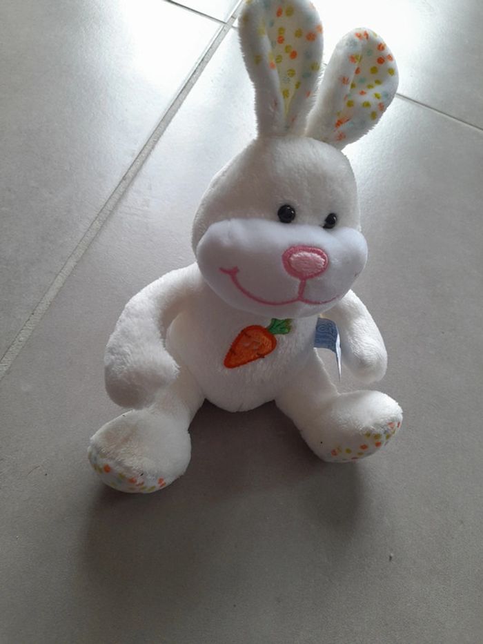 Peluche lapin musical - photo numéro 3