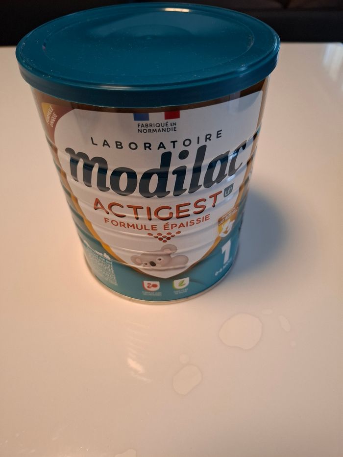 2 pots de lait jamais ouvert - photo numéro 2