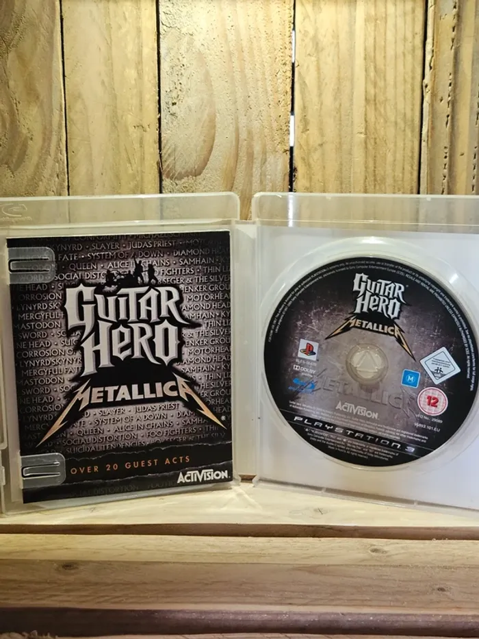 PlayStation 3 # Guitar Hero Metallica # - photo numéro 3