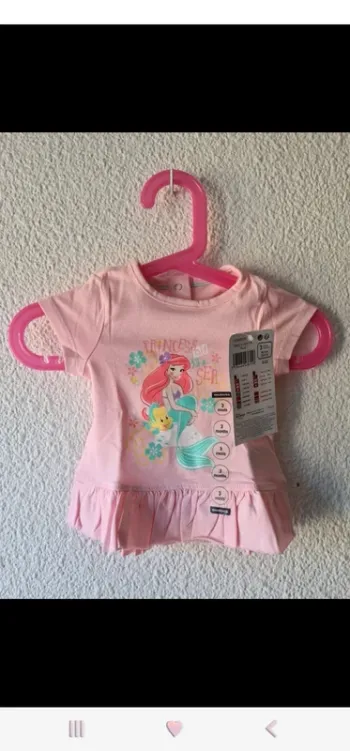 tee-shirt rose la petite sirène Disney