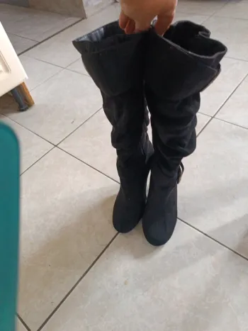 Bottes hautes daim noir 40 Bonprix