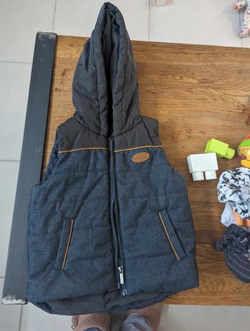 Doudoune sans manche 3 ans