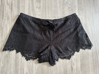 Short en dentelle noire Etam T40 L