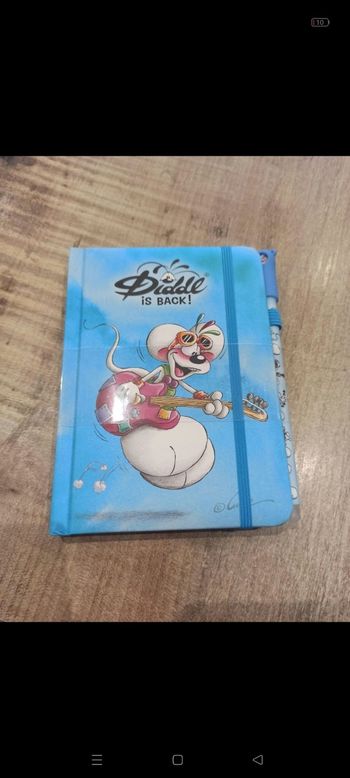 Carnet bleu Diddl is back avec stylo neuf