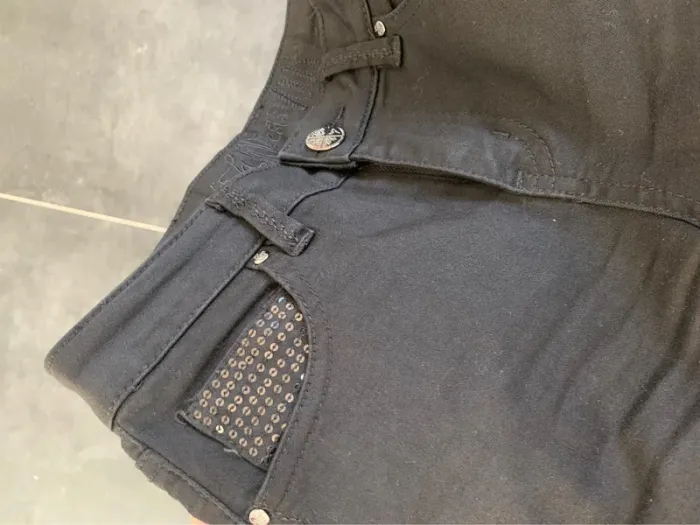 Pantalon noir - photo numéro 3