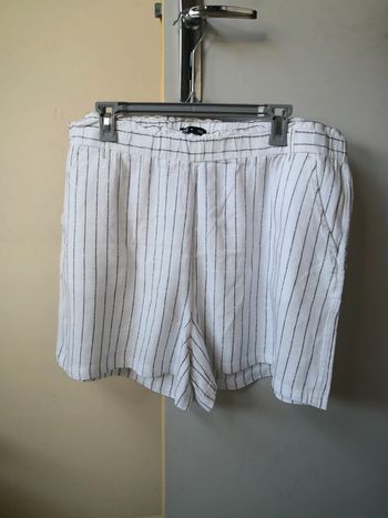 Short blanc rayé
