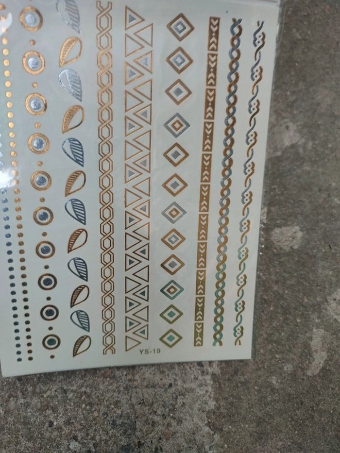 Tatouage plaquette temporaire - photo numéro 5