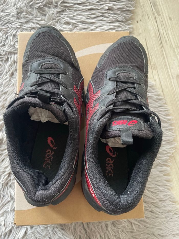 Baskets ASICS gel quantum 90 - pointure 35 - photo numéro 4