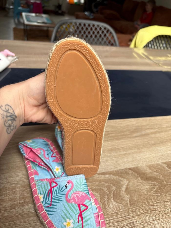 Espadrilles pointure 30 flamant rose NEUVE - photo numéro 3