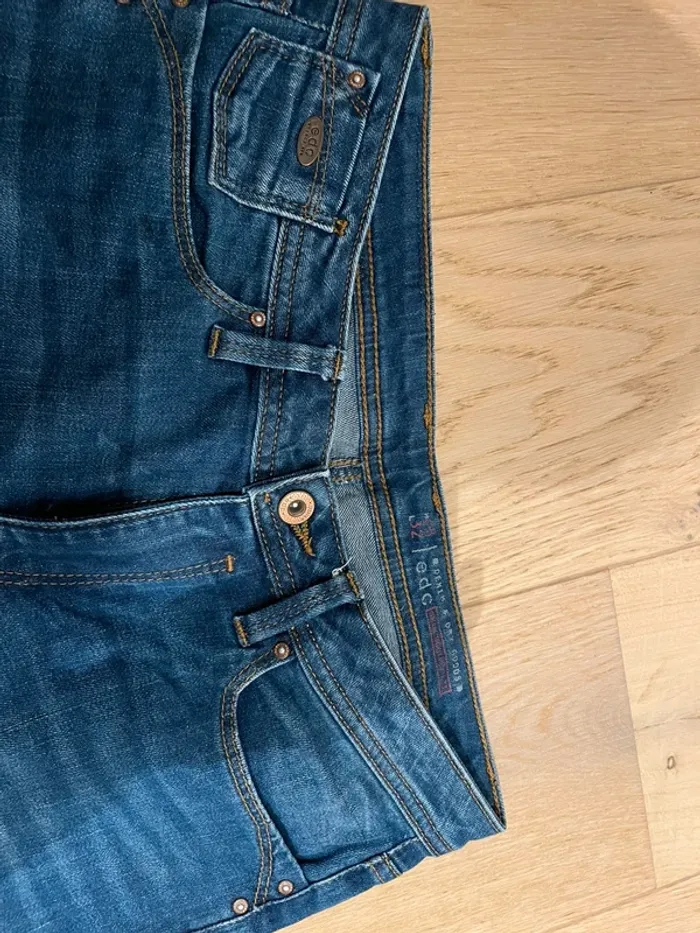 Jeans flare neuf EDC - photo numéro 2