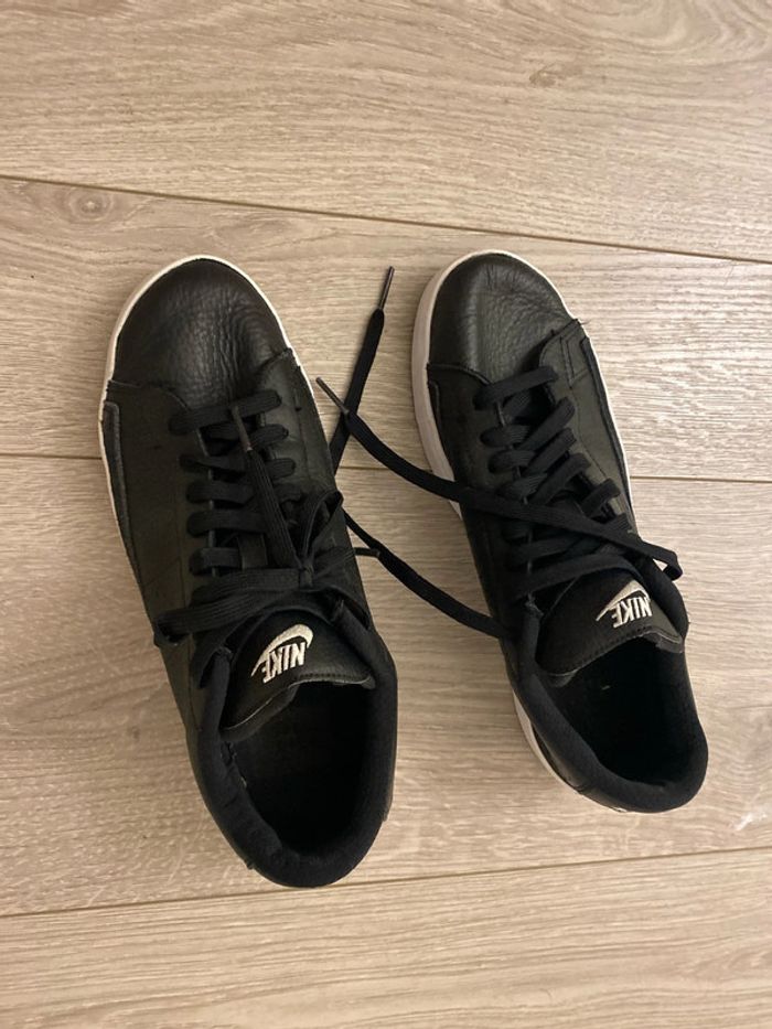 Baskets Nike - photo numéro 2