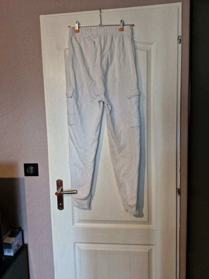 Jogging cargo nike taille s - photo numéro 3