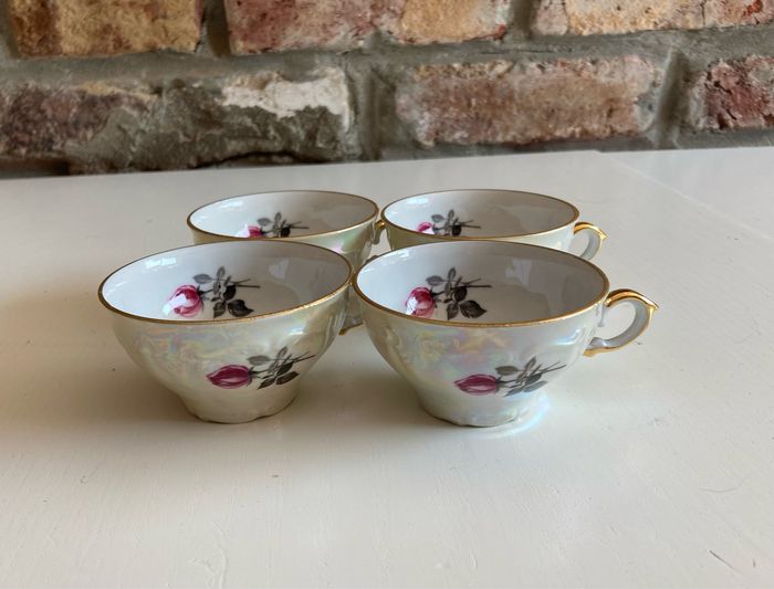 Tasses porcelaine LES