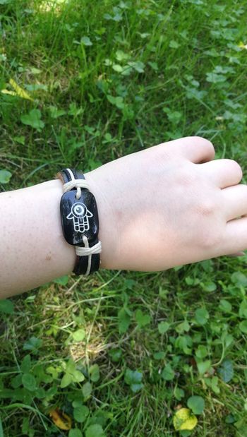 Bracelet en cuir main de Fatma