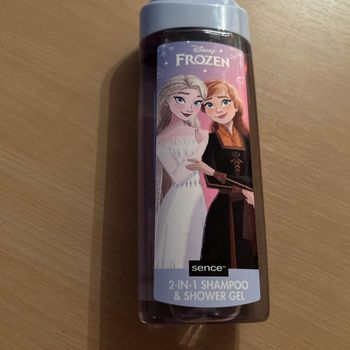 1 shampooing gel douche reine de neige neuf