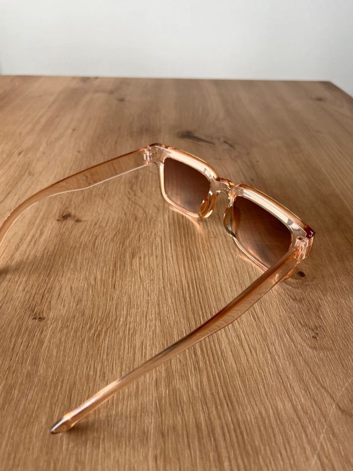 Lunettes de soleil vintages neuves - photo numéro 3