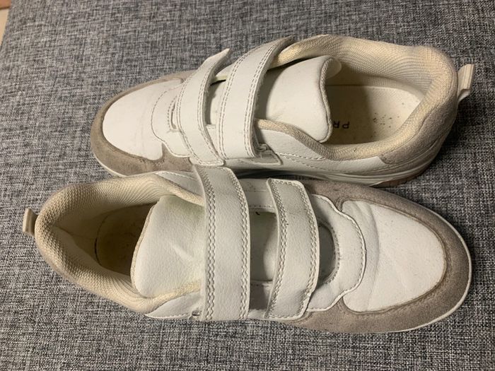 Tennis basket scratch blanche/ marron clair Primark taille 35 comme neuve - photo numéro 3