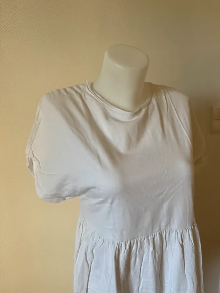 Robe mango blanche en bon état taille M - photo numéro 2