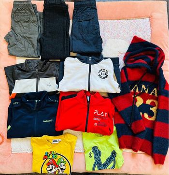 Lot de 10 vêtements garçon 4-5-6 ans