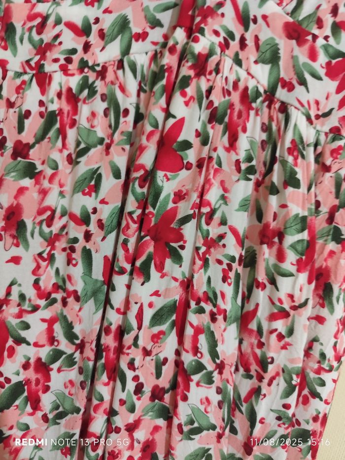 Robe longue fleurie rouge - photo numéro 3