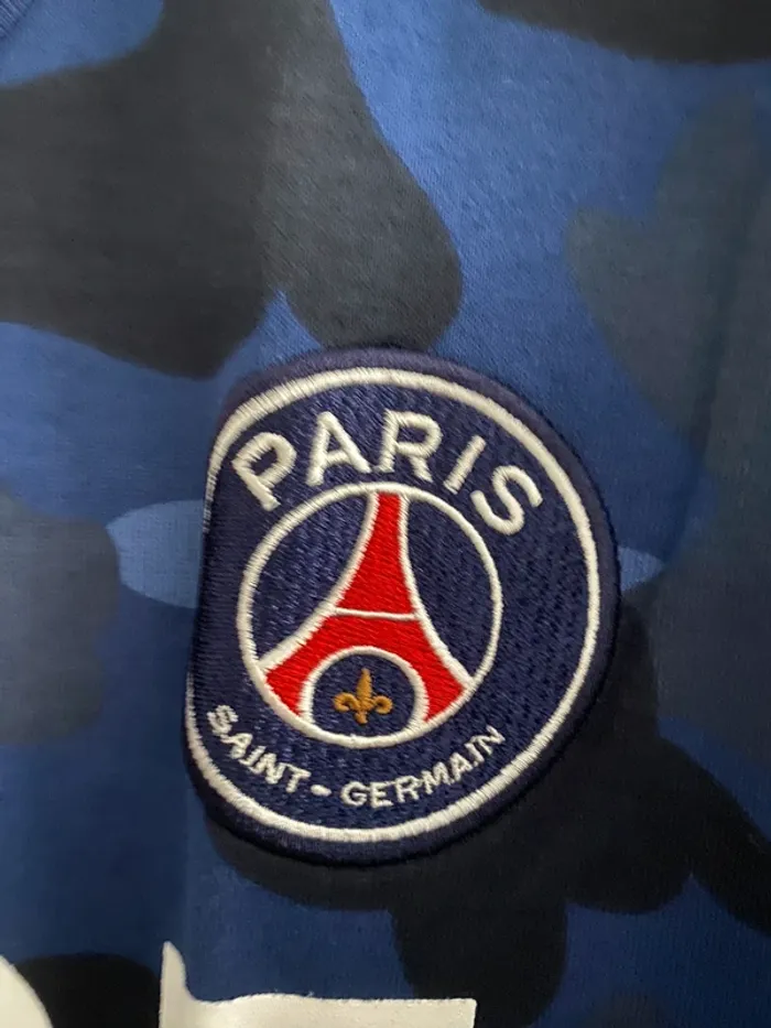 Very rare T-Shirt BAPE x PSG - photo numéro 7
