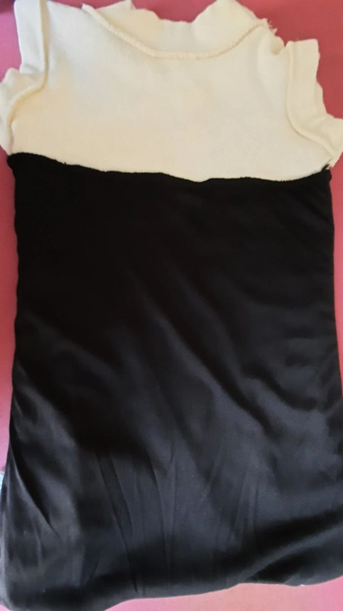 Robe manches courtes 8 / 10 ans - photo numéro 9