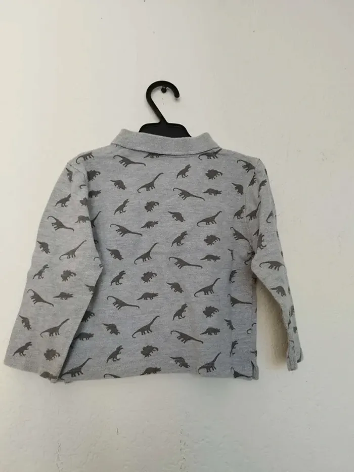 Polo gris a motifs dinosaures  Pour bébé garçon 12/18 mois - photo numéro 2