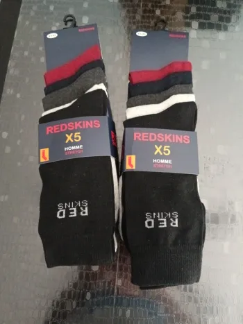 10 paires de chaussettes redskins 43/46