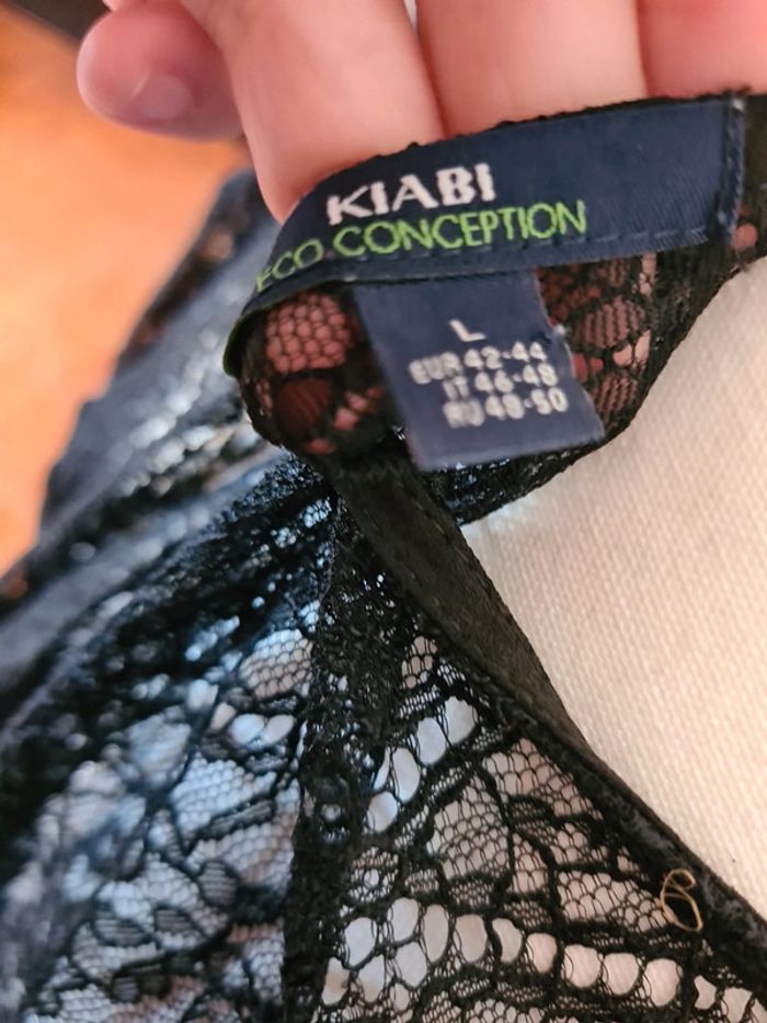 Jolie haut taille L - photo numéro 3