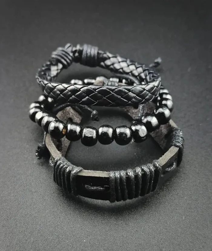 Montre noire, mécanique noire, bracelets - photo numéro 3