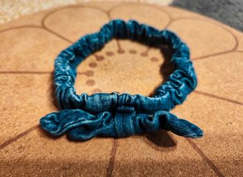 Joli bandeau bébé en jean