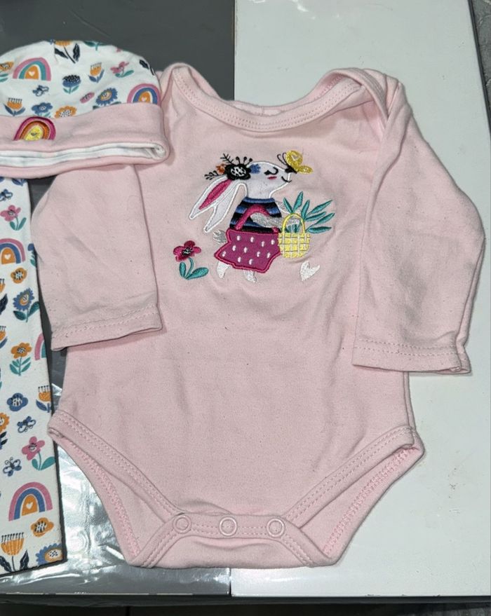 Vêtements  bébé - photo numéro 3