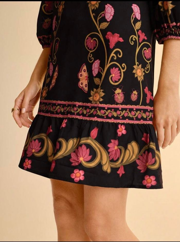 mini robe avec motif - photo numéro 4