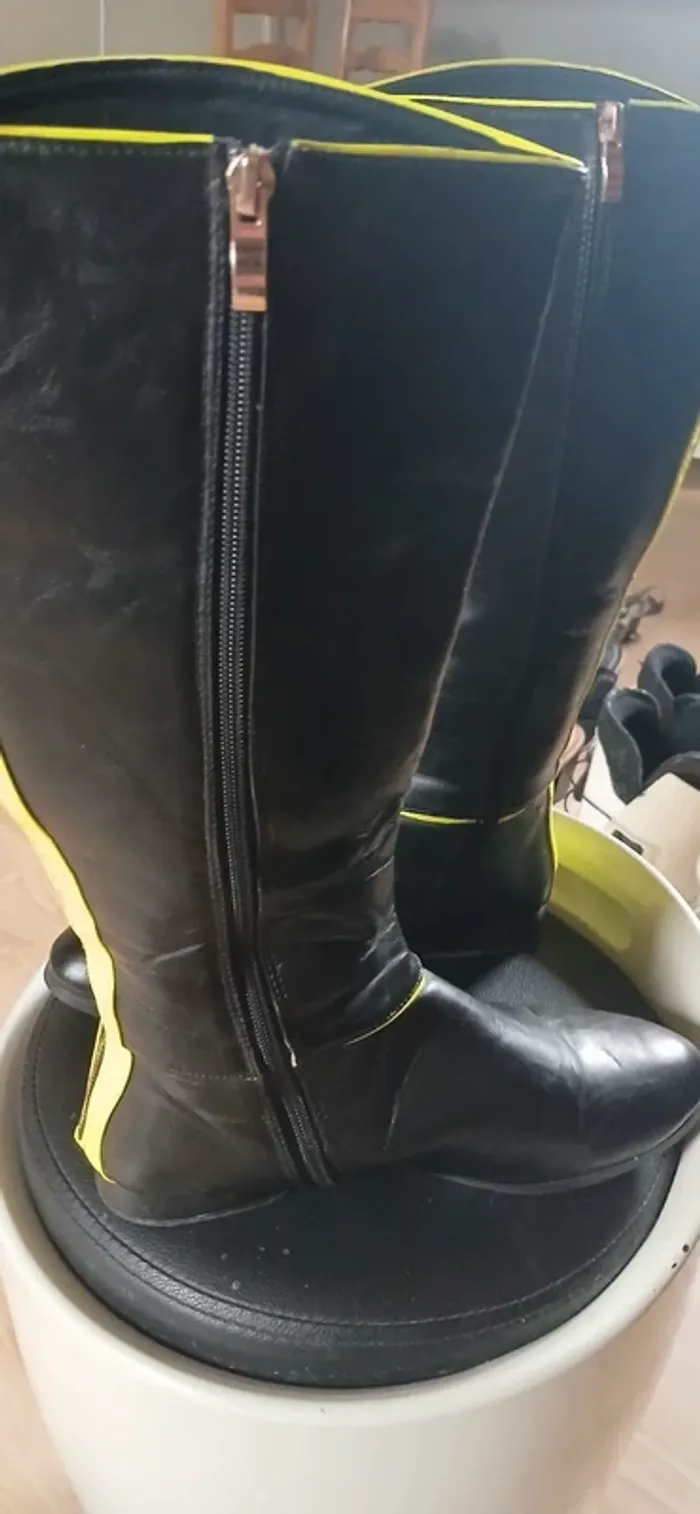 Grande botte noir - photo numéro 7