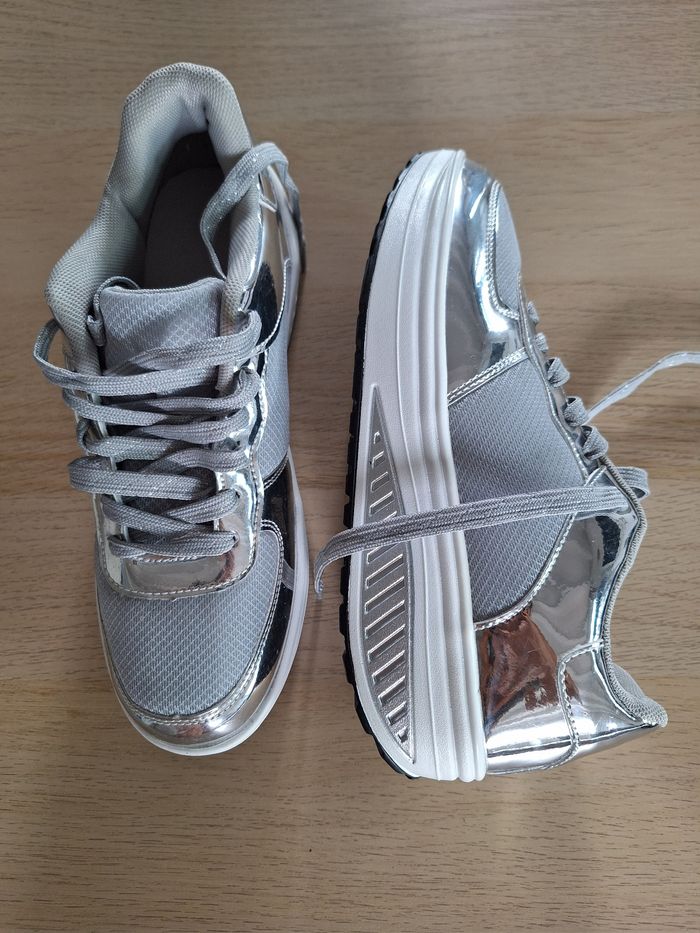 Baskets neuves gris argenté taille 41 - photo numéro 7