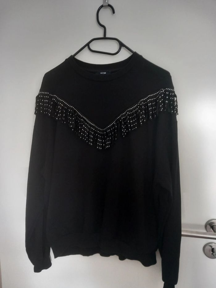 Sweat noir à franges
