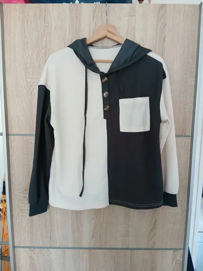 Stéatose noir beige et blanc à bouton S