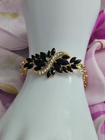 Bracelet maillons avec zirconium et pierre topaz noire en acier inoxydable