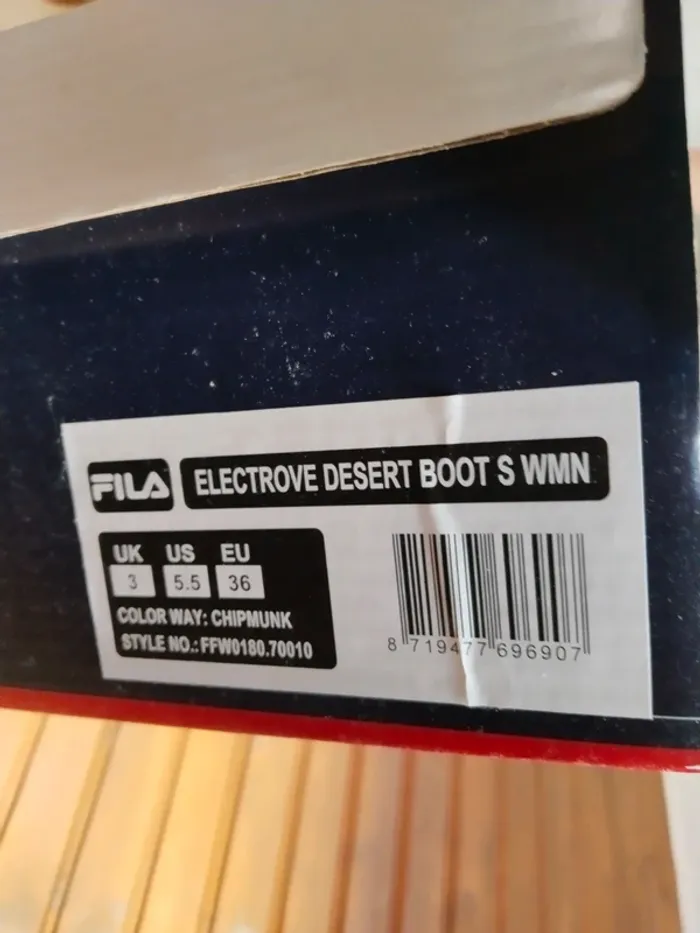 Superbes baskets sneakers femme grosse semelle marque Fila pointure 36 - photo numéro 10