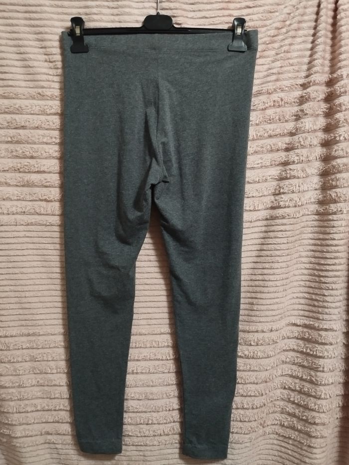 Legging gris - photo numéro 3