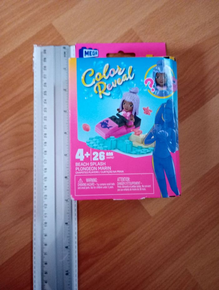 Barbie Color Reveal neuf méga construction