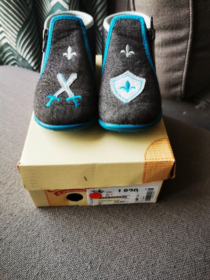 Chaussons taille 26