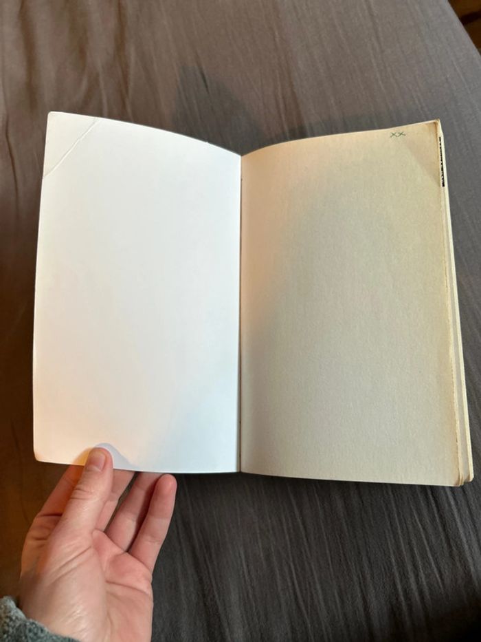 Livre confess collen Hoover - photo numéro 2