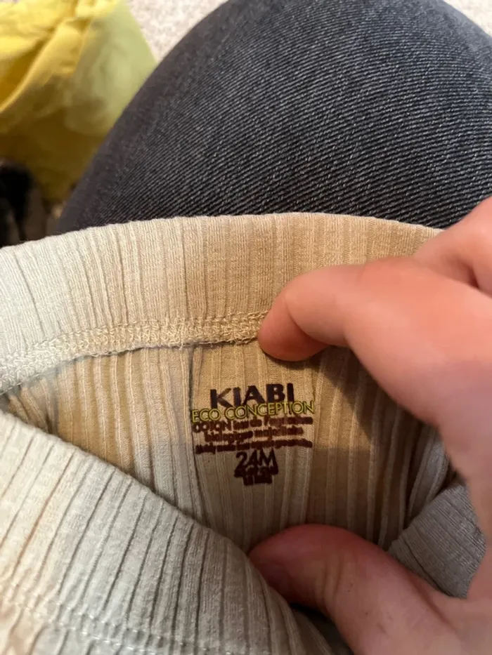 Legging Kiabi taille 24 mois - photo numéro 3